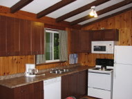 lakefront cottage rentals with new kitchens, dishwashers.  Vacations in canada with waterfront cottage rental, rent beachfront cabin